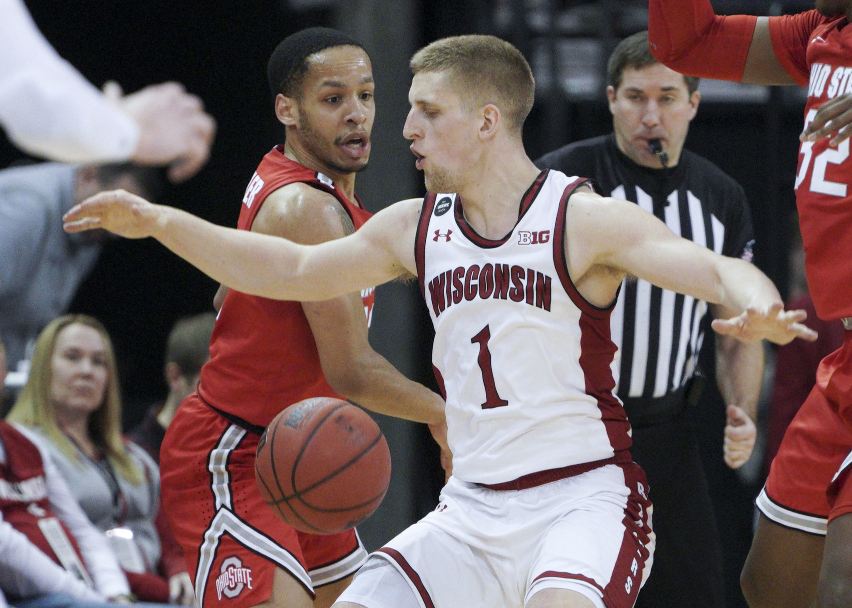 Badgers 70, Buckeyes 57